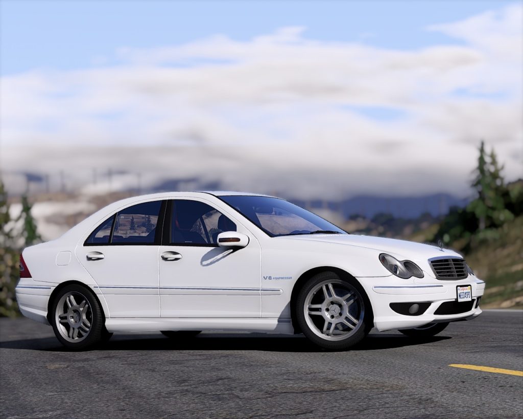 Mercedes Benz 梅赛德斯 奔驰 C32 AMG 2004 免费MOD-侠盗猎车手论坛-热门游戏-更衣室MOD